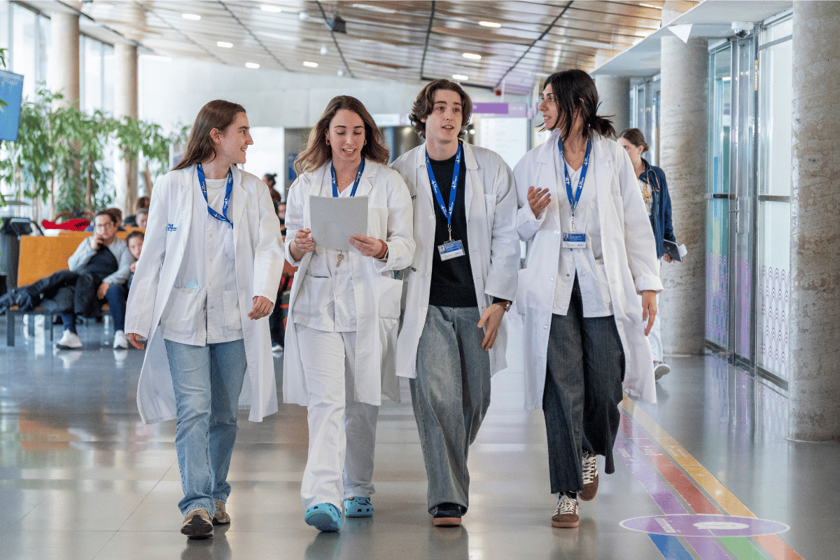 Grup de residents a l'Hospital Infantil i de la Dona de Vall d'Hebron