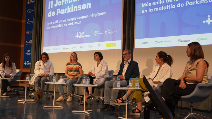 Professionals i pacients participants a la Jornada de Parkinson