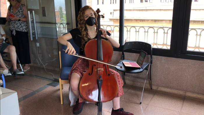 Núria Colanga violoncel