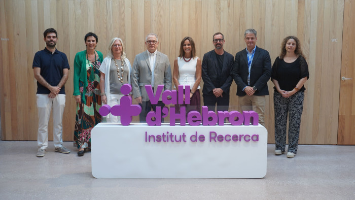 L'equip directiu del VHIR i la comitiva municipal
