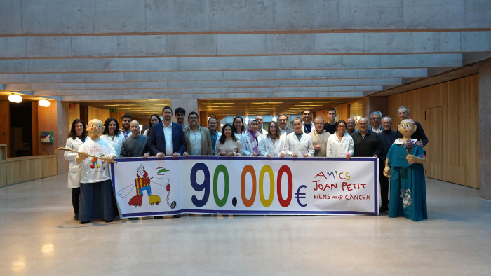 Donació Amics Joan Petit Nens amb Càncer 