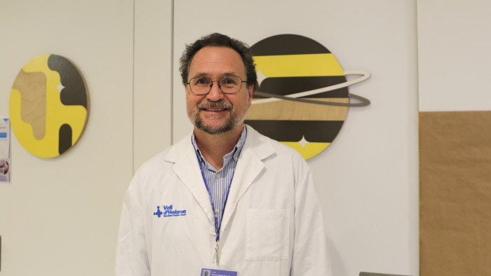 Dr. Lucas Moreno