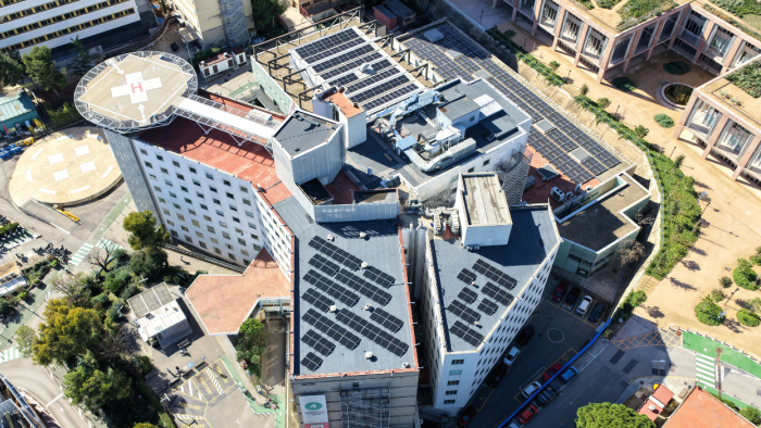 Plaques fotovoltaiques hospital traumatologia