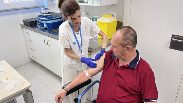 Anàlisi de sang amb microextracció