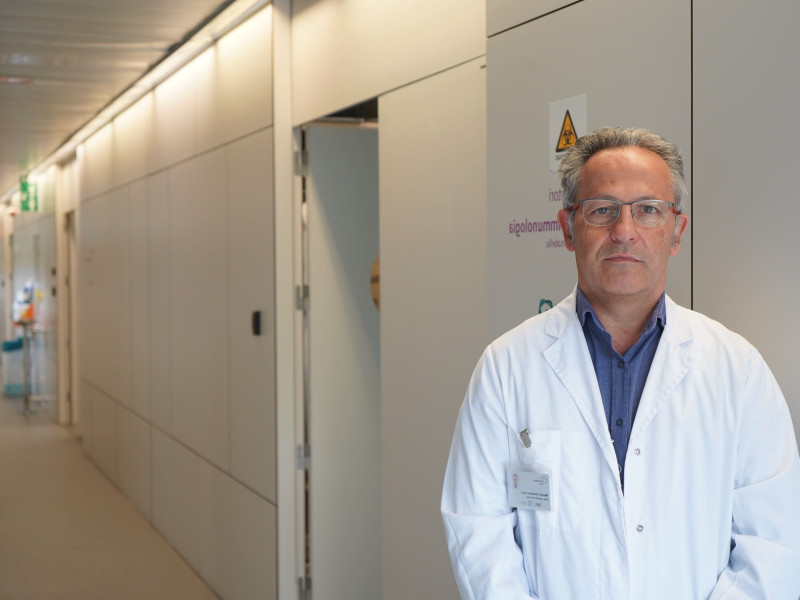 Dr. Manuel Comabella
